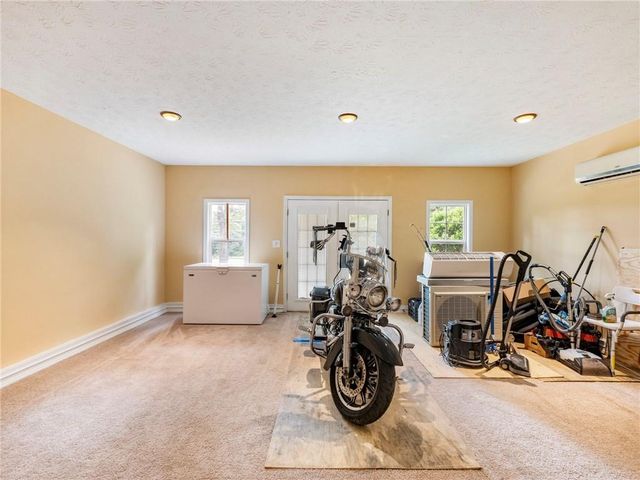 152 Carl Cedar Hill Road, Winder, GA 30680