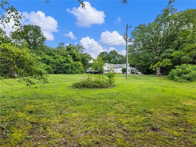 152 Carl Cedar Hill Road, Winder, GA 30680