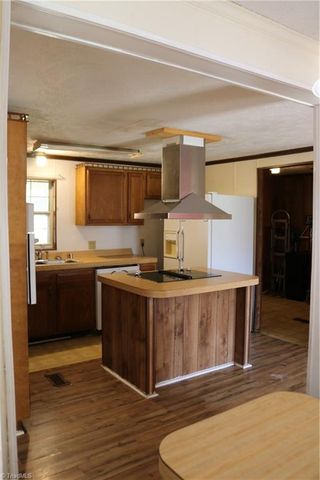 1116 Kentmere Road, Greensboro, NC 27406