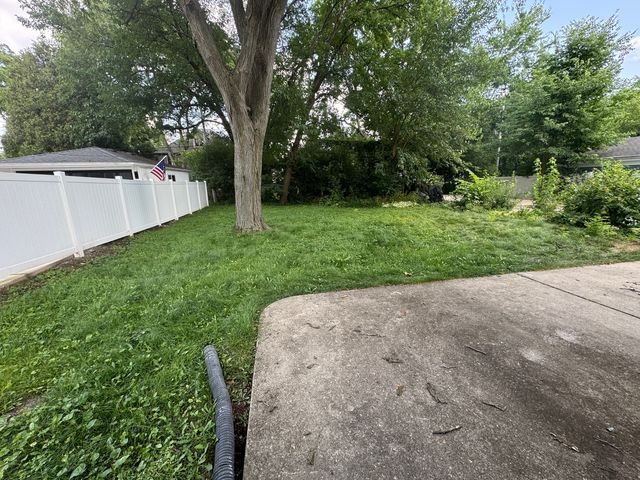927 S Stough Street, Hinsdale, IL 60521