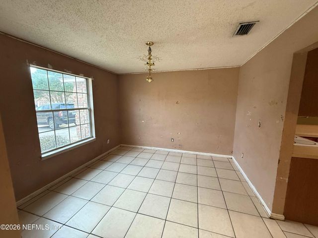 8319 SPRINGTREE Road, Jacksonville, FL 32210