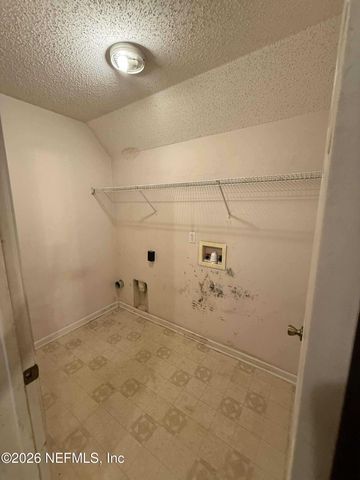 8319 SPRINGTREE Road, Jacksonville, FL 32210