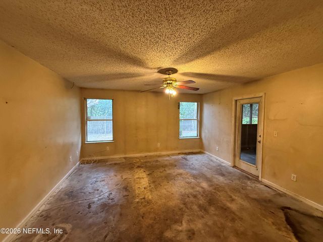 8319 SPRINGTREE Road, Jacksonville, FL 32210