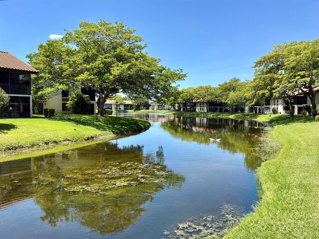 10615 Ocean Palm Way 102, Boynton Beach, FL 33437