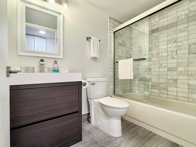 10615 Ocean Palm Way 102, Boynton Beach, FL 33437