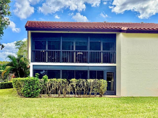10615 Ocean Palm Way 102, Boynton Beach, FL 33437