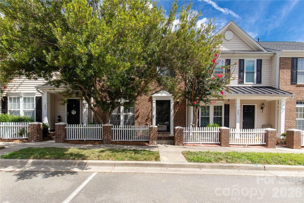 961 Coolsprings Lane, Rock Hill, SC 29730