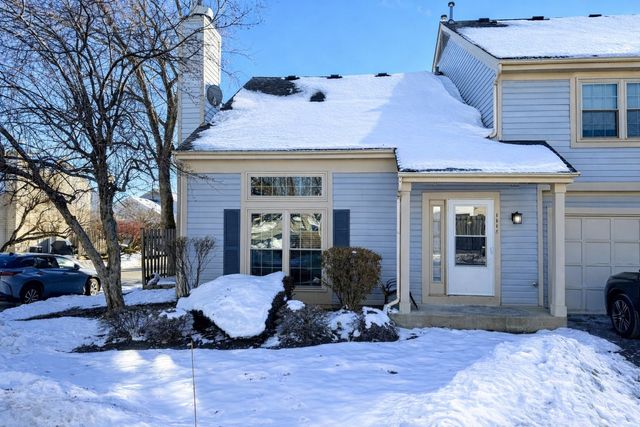 1108 N Knollwood Drive, Palatine, IL 60067