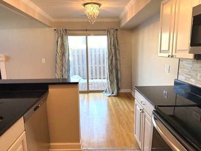 1108 N Knollwood Drive, Palatine, IL 60067