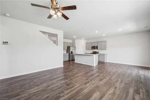 1017 Eastport PL, Suffolk, VA 23435