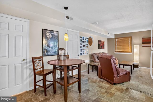 903 BERWYCK CT, Sicklerville, NJ 08081