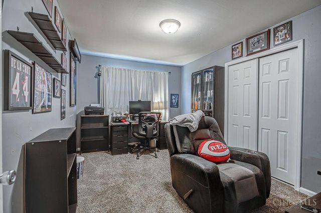 204 E Roger Drive, Trenton, OH 45067