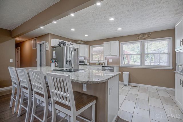 204 E Roger Drive, Trenton, OH 45067