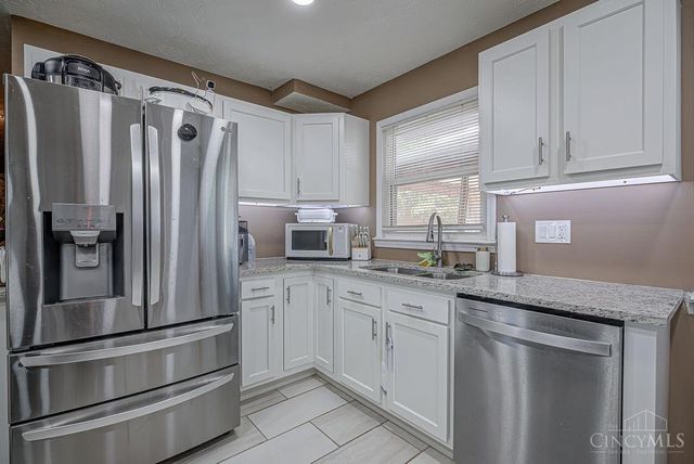 204 E Roger Drive, Trenton, OH 45067