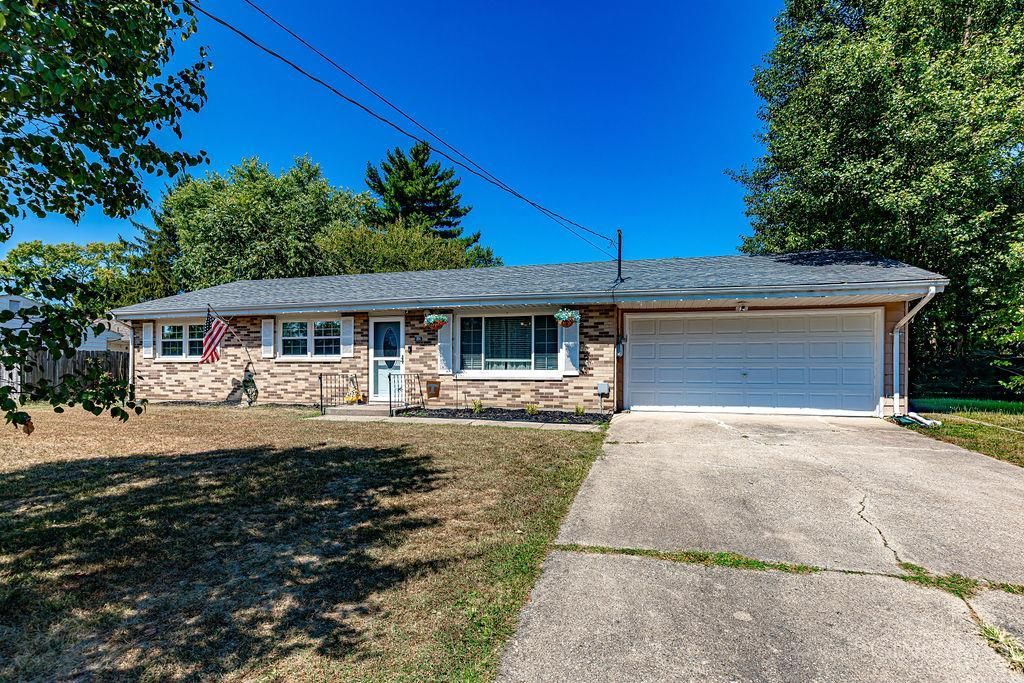 204 E Roger Drive, Trenton, OH 45067