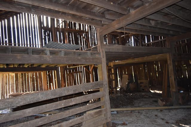 7548 S State Rd 145 Road, Birdseye, IN 47513