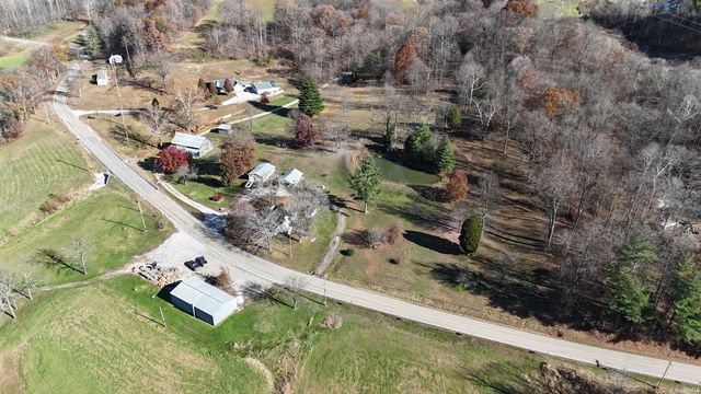 7548 S State Rd 145 Road, Birdseye, IN 47513