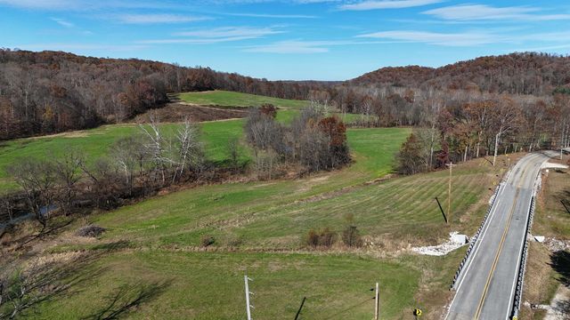 7548 S State Rd 145 Road, Birdseye, IN 47513