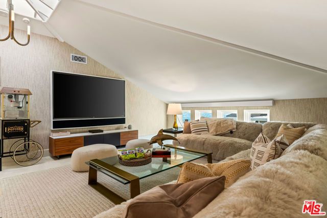 42580 Pacific Coast Hwy, Malibu, CA 90265