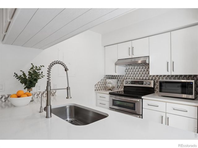 1641 N Washington Street D, Denver, CO 80203