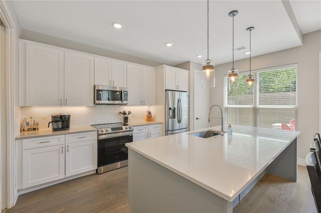 274 Estates Circle, College Station, TX 77840