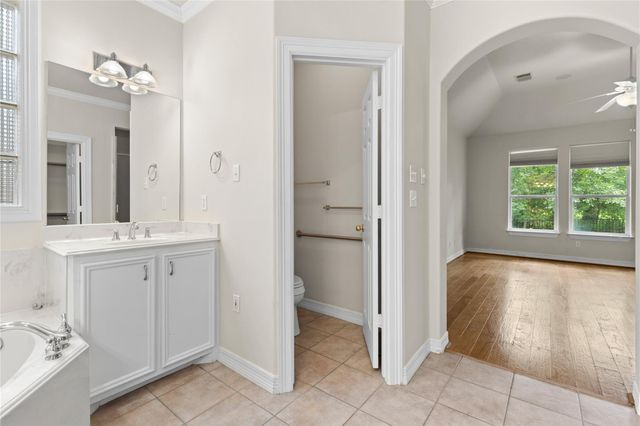 106 Lazy Springs Drive, Conroe, TX 77356