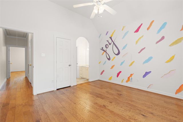 106 Lazy Springs Drive, Conroe, TX 77356