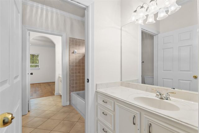 106 Lazy Springs Drive, Conroe, TX 77356