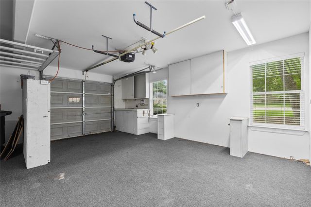 106 Lazy Springs Drive, Conroe, TX 77356