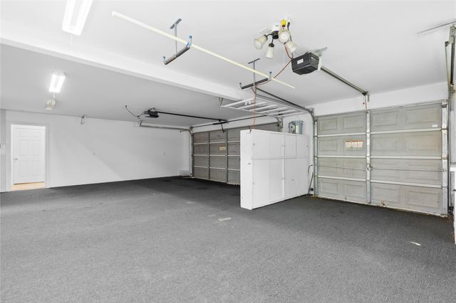 106 Lazy Springs Drive, Conroe, TX 77356