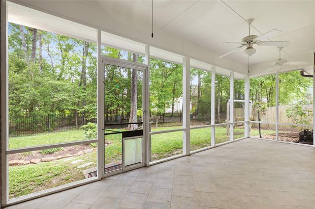 106 Lazy Springs Drive, Conroe, TX 77356