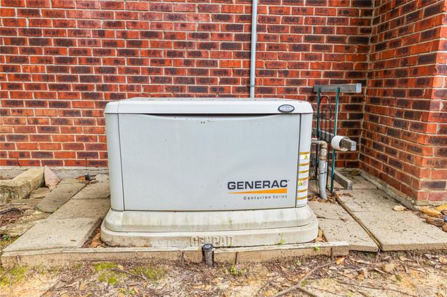 106 Lazy Springs Drive, Conroe, TX 77356