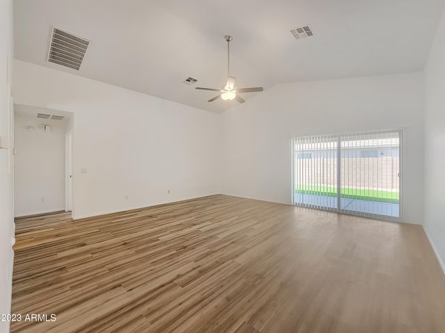 17470 W ELIZABETH Avenue, Goodyear, AZ 85338