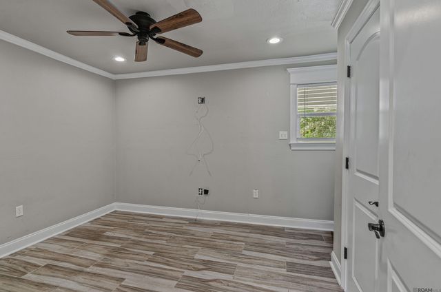 5707 Landmor Dr, Greenwell Springs, LA 70739