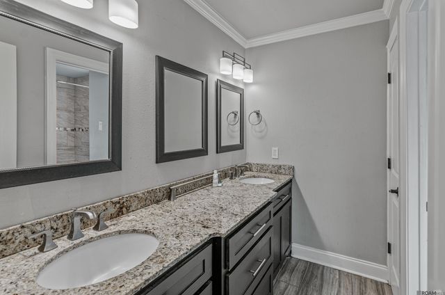 5707 Landmor Dr, Greenwell Springs, LA 70739