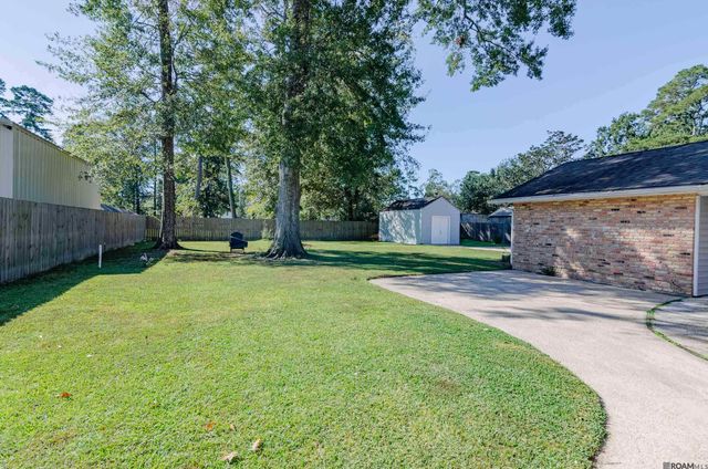 5707 Landmor Dr, Greenwell Springs, LA 70739