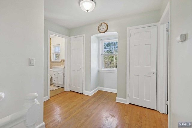 7 Oak Street, Teaneck, NJ 07666