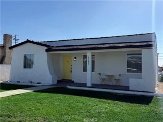 9151 La Salle, Los Angeles, CA 90047