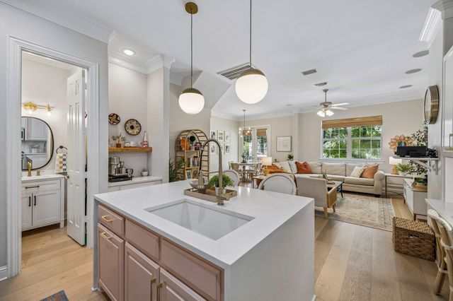 1723 Mary Street, Dallas, TX 75206