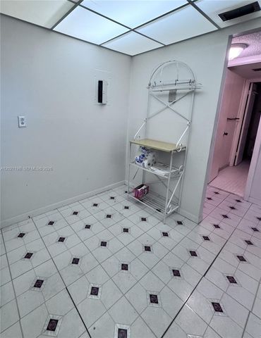 1800 N Andrews Ave 2E, Fort Lauderdale, FL 33311