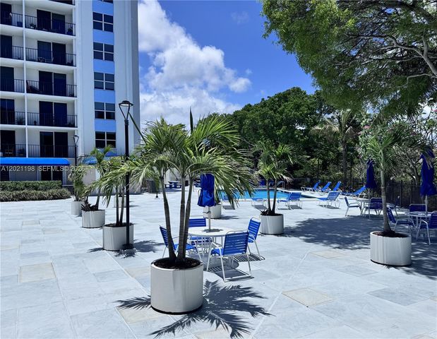 1800 N Andrews Ave 2E, Fort Lauderdale, FL 33311