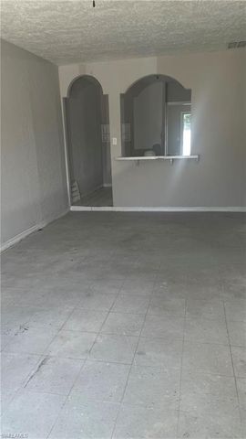 1001 Coolidge AVE, Lehigh Acres, FL 33936