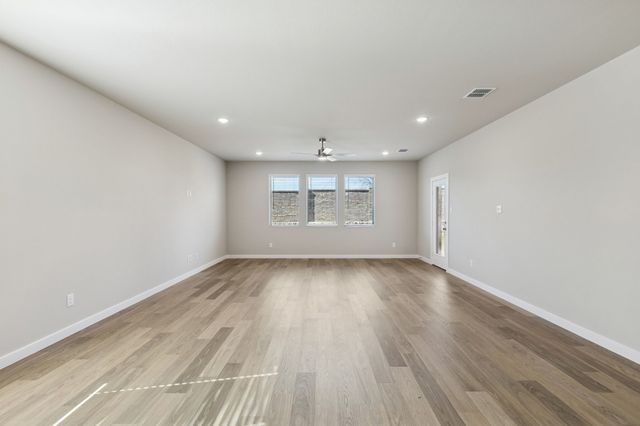 4003 Somerville Drive, Farmersville, TX 75442