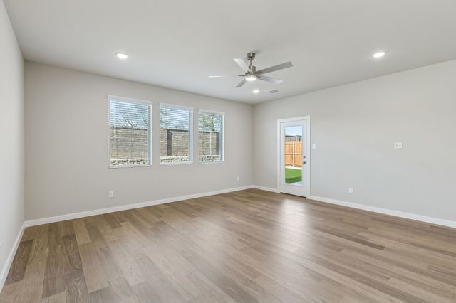 4003 Somerville Drive, Farmersville, TX 75442