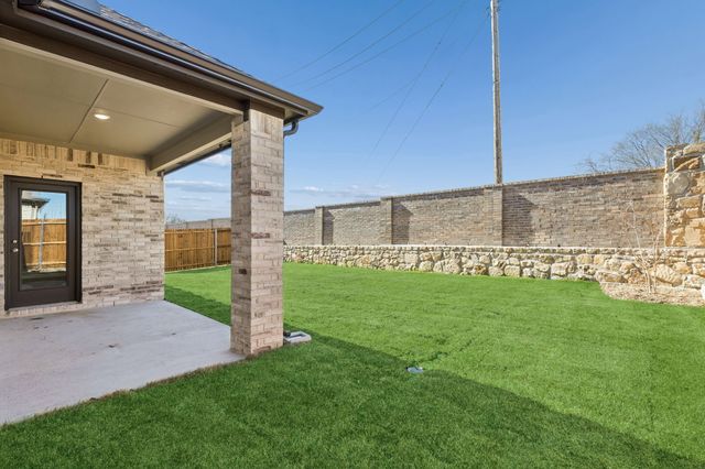 4003 Somerville Drive, Farmersville, TX 75442