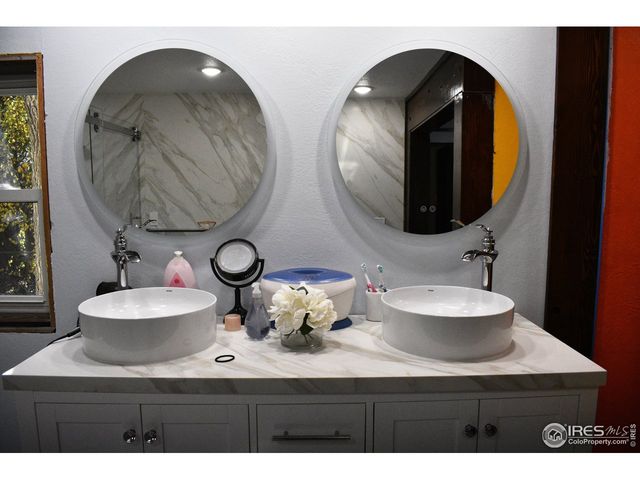 2801 Farview Dr, Fort Collins, CO 80524