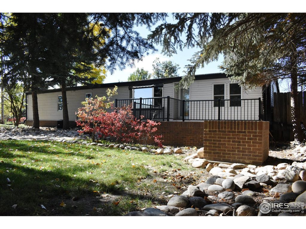 2801 Farview Dr, Fort Collins, CO 80524