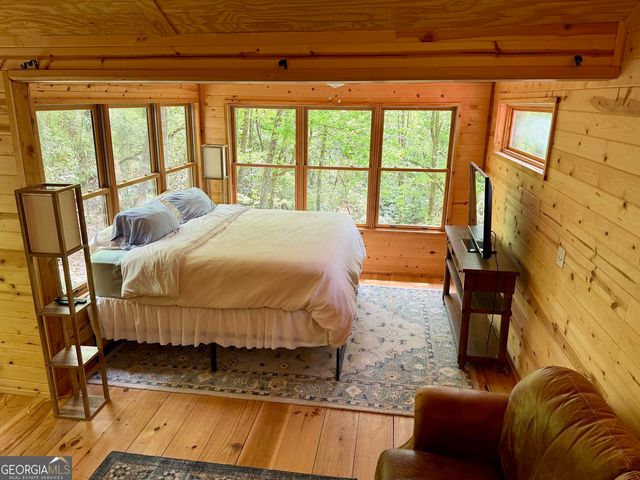 881 Mule Branch Road, Helen, GA 30545