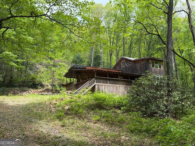 881 Mule Branch Road, Helen, GA 30545