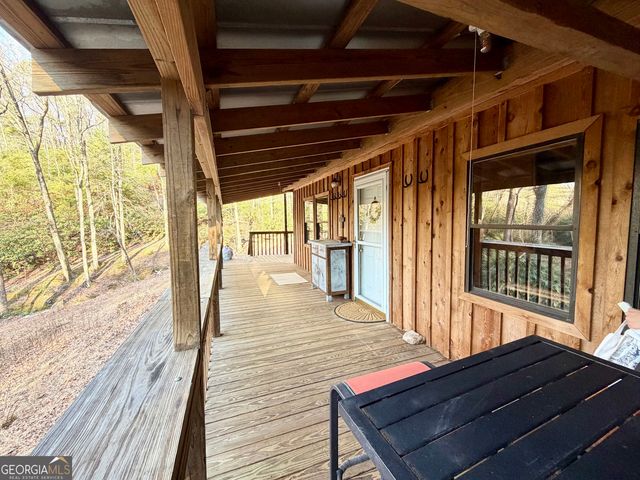 881 Mule Branch Road, Helen, GA 30545